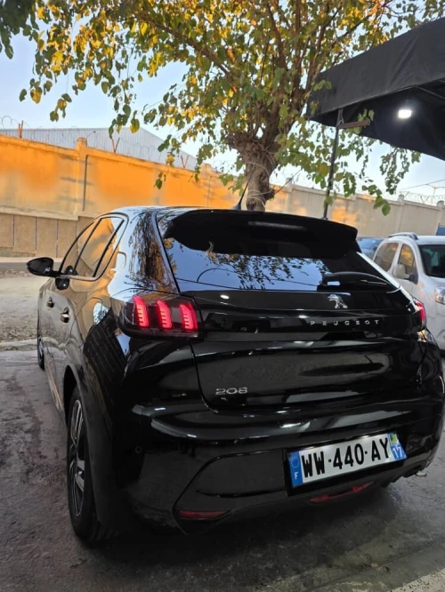 Peugeot 208 2024 Allure Pack