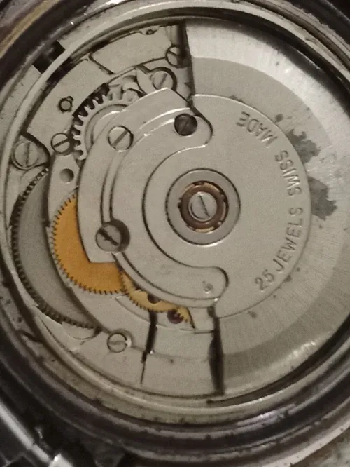 Montre swiss vintage mouvement