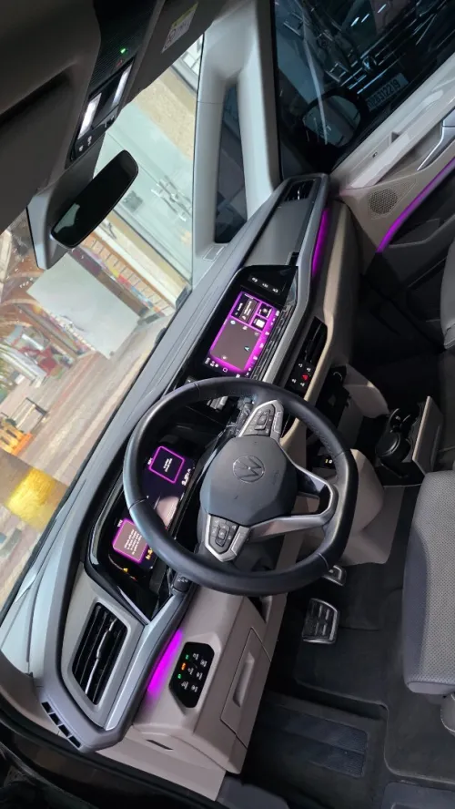 Volkswagen Multivane 2025 Fouul option