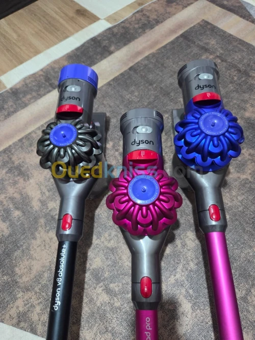 Dyson V8 et V7
