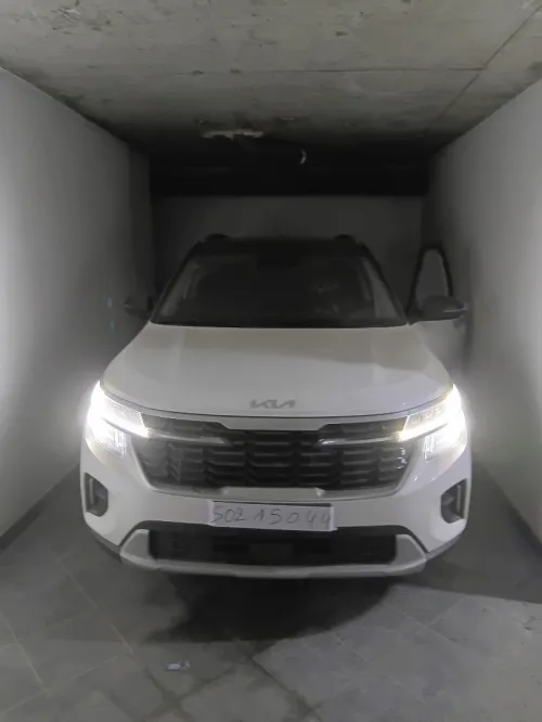 Kia Seltos 2025 Louxouri