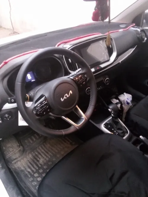 Kia KX1 2025 