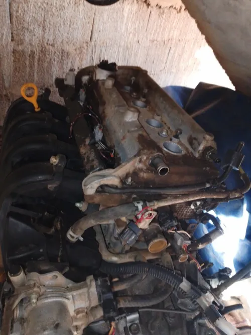 Moteur Toyota Yaris 2004 1.3 vvti + boîte de vitesses