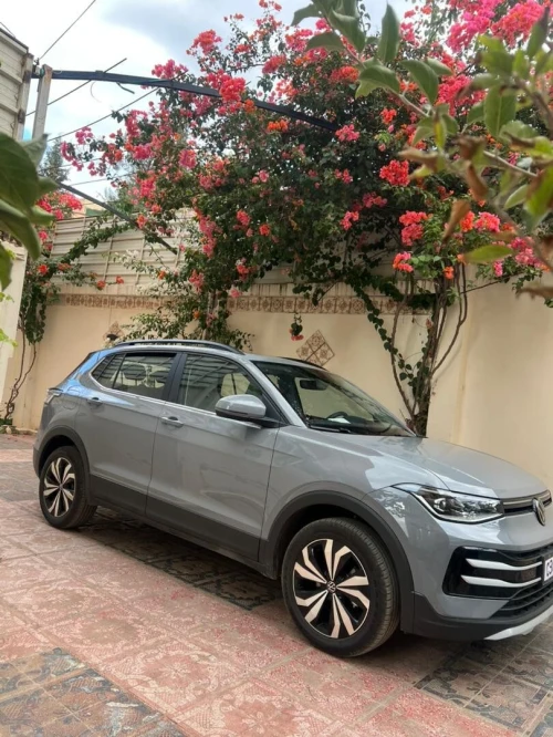 Volkswagen Tahru 2025 