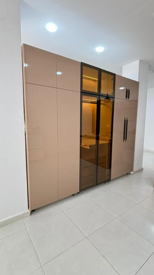 Dressing En mdf et high gloss sur mesure 1er choix