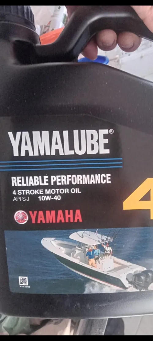 Oil yamaha 10 w 40