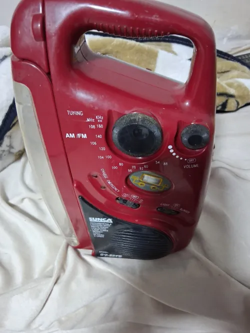 Poste radio tres bon etat ancien