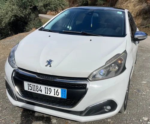 Peugeot 208 2019 Allure Facelift