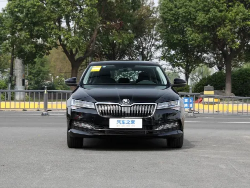 Skoda superb 2025 tsi 280 premium edition