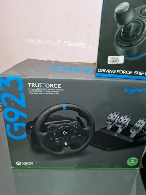 Logitech g923