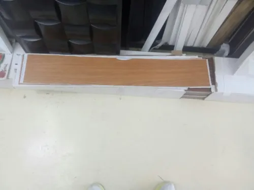 Pose parquet pvc clipssable et autocollant