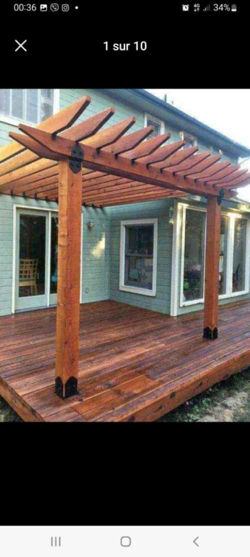 Pergola en bois rouge