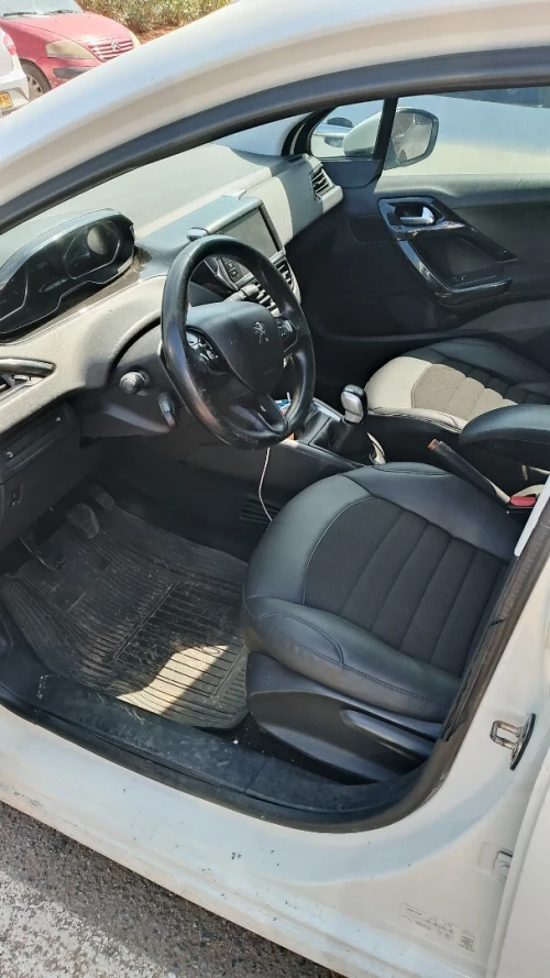 Peugeot 208 2014 Active