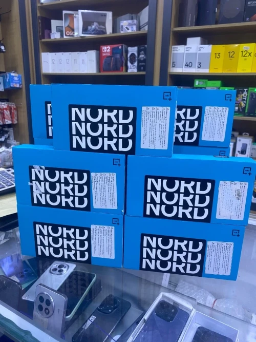 Oneplus nord 5 12/512 