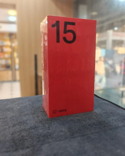 Oneplus 15 256 GB / 512 GB