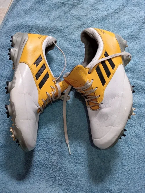 Un soulier de foot 