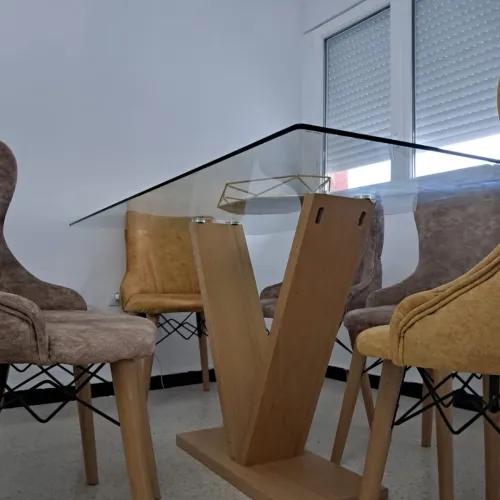 Ensemble salle à manger ( table à manger en verre trempé + 6 chaises )