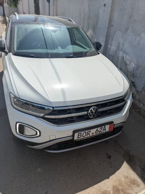 Volkswagen T-Roc 2023 