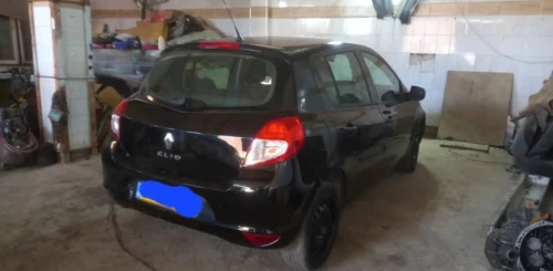 Clio faracha Clio faracha 2012 