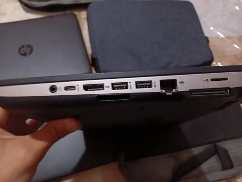 Affaire pc portable hp kaba comme neuf 