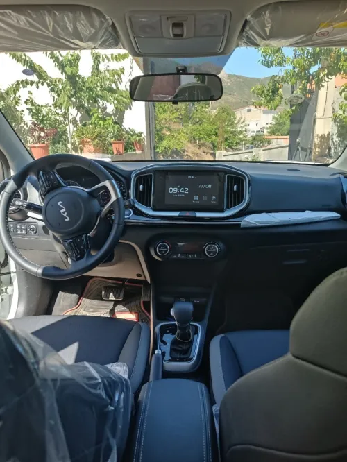 Kia KX1 2025 