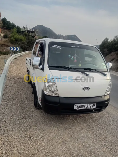 Kia K2700 2012 Doublé cabine