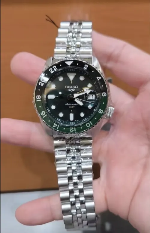 Montre Seiko 5 Sport gmt