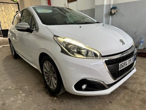 Peugeot 208 2019 Allure
