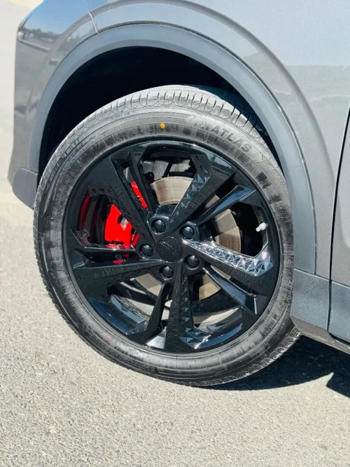Geely Coolray 2025 Fuul option