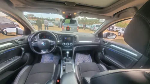 Renault Megane 4  2023 Iconic