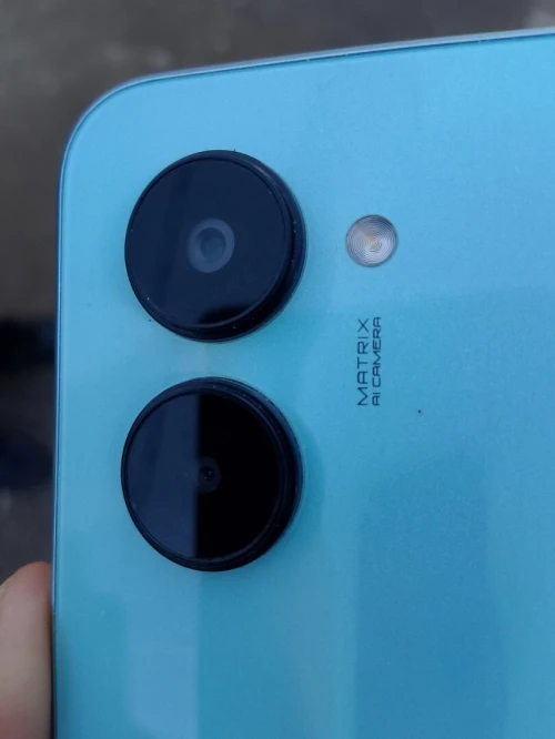 Realme C33