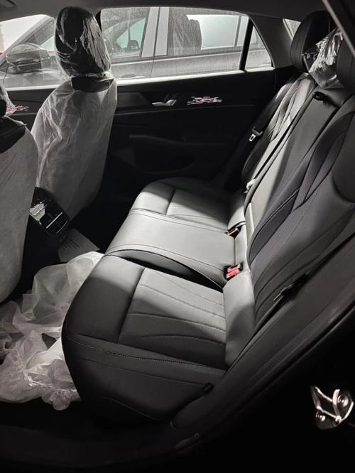 Volkswagen Passat 2025 Pro