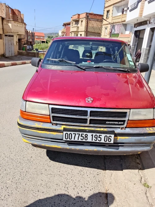 Chrysler Voyager 2 1995 Voyager 2
