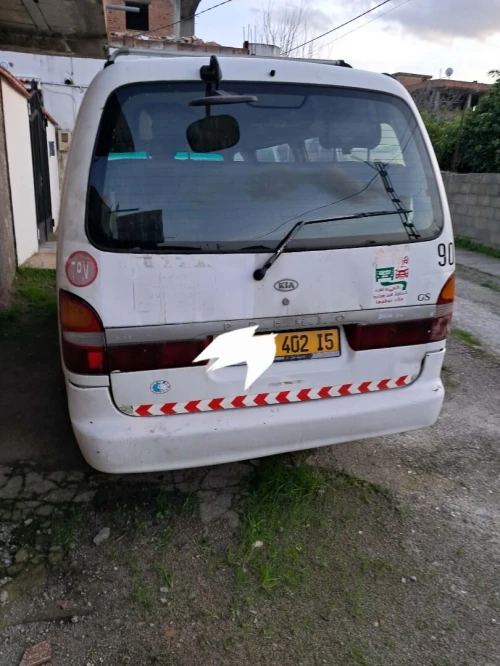 Kia Pregio 2002