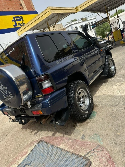 Mitsubishi Pajero Court 1999 Pajero Court