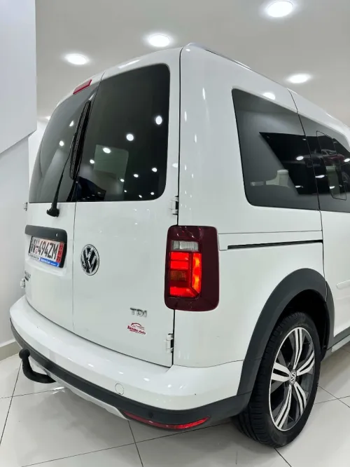 Volkswagen Caddy 2017 Altrack 34