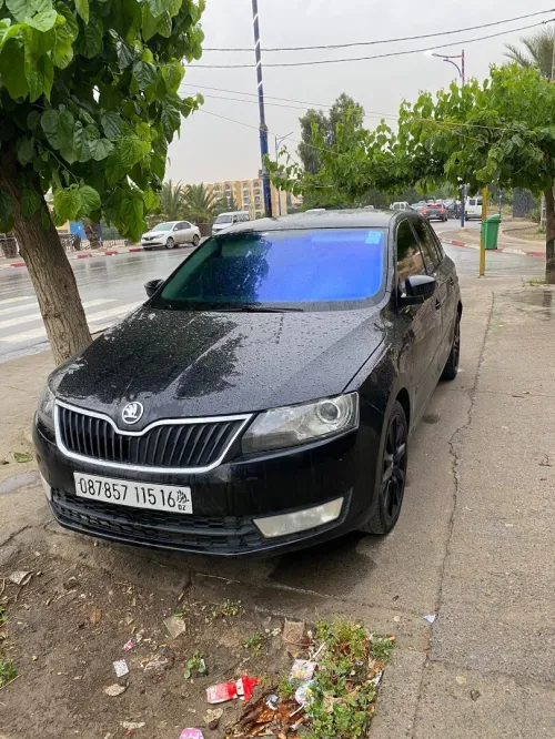 Skoda Rapid Spaceback 2015 Edition
