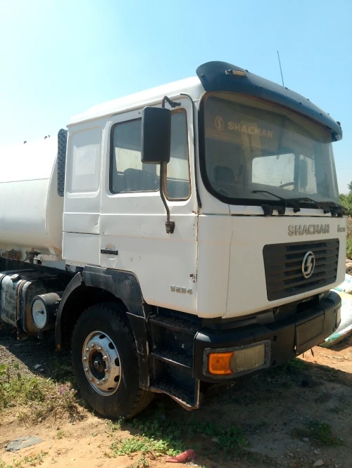 Shacman citerne صهريج 22000 لتر 2012