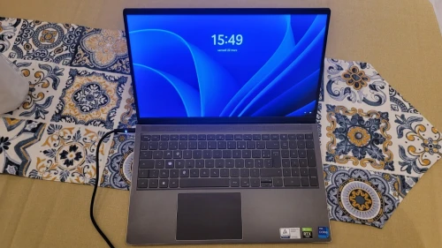 DELL VOSTRO 11800H NVDIA 3050 16GO RAM 512Gb