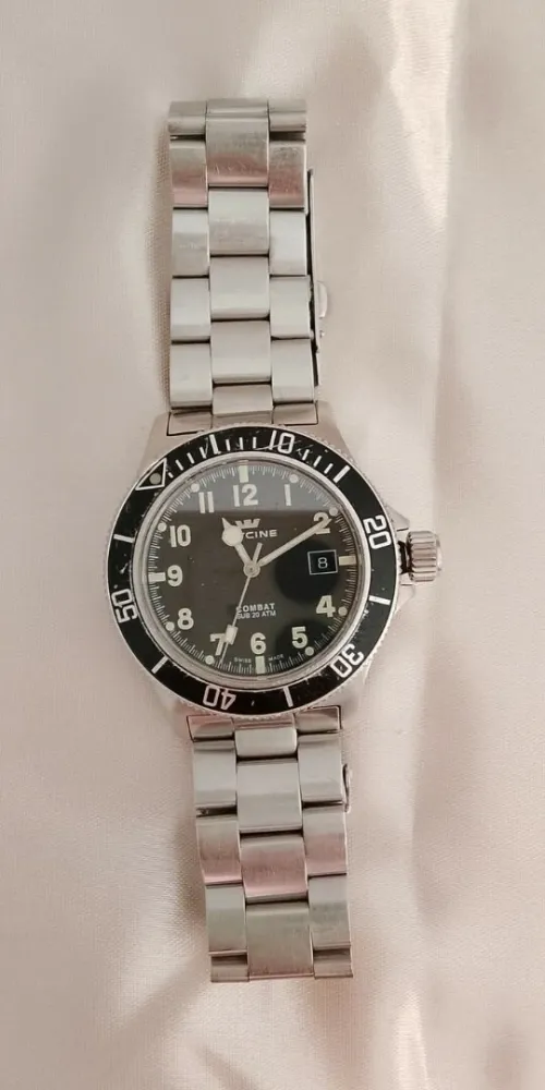 Glycine Combat Sub أوتوماتيك 42mm أصلية