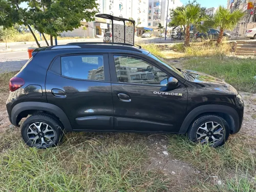 Renault Kwid 2024 Outsider