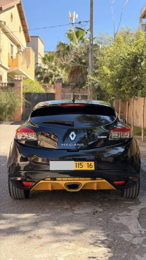 Renault Megane 3 RS 2015 Redbull rb7 numero 326 sur 522