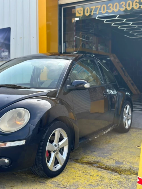 Volkswagen New Beetle 2011 New Beetle