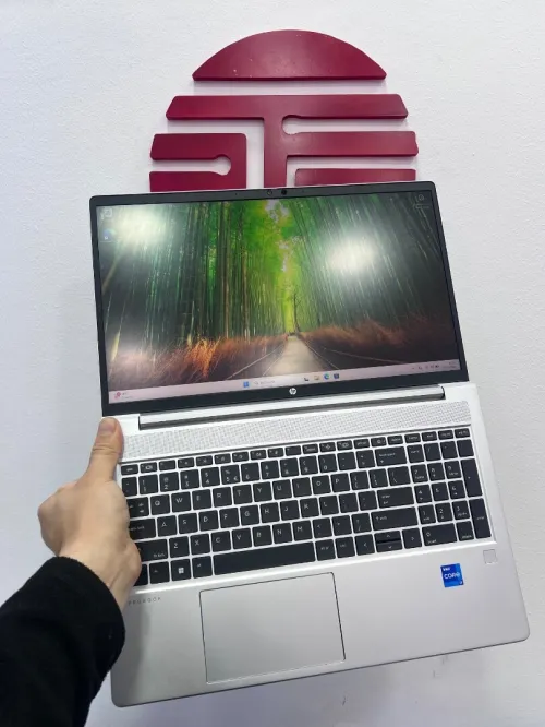 HP PROBOOK 650 G8 i7 11em RAM 16GB NVME 256GB INTEL IRIS XE