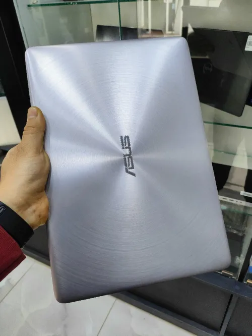 ASUS ZENBOOK i3 6em 8gb 128ssd+hdd500