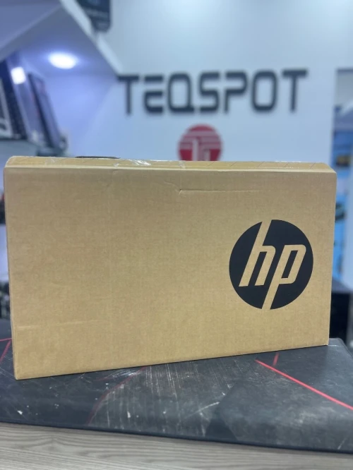 Hp 15 cpu i3 13em ram 8gb nvme 256gb intel graphique
