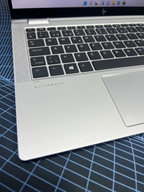 HP ELITEBOOK 1030 g4 360 tactile i5 8em ram 8gb nvme 256gb intel uhd