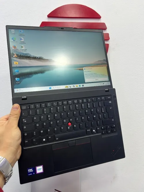 THINKPAD T14 gen 5 ULTRA 5 125u RAM 16gb nvme 512gb