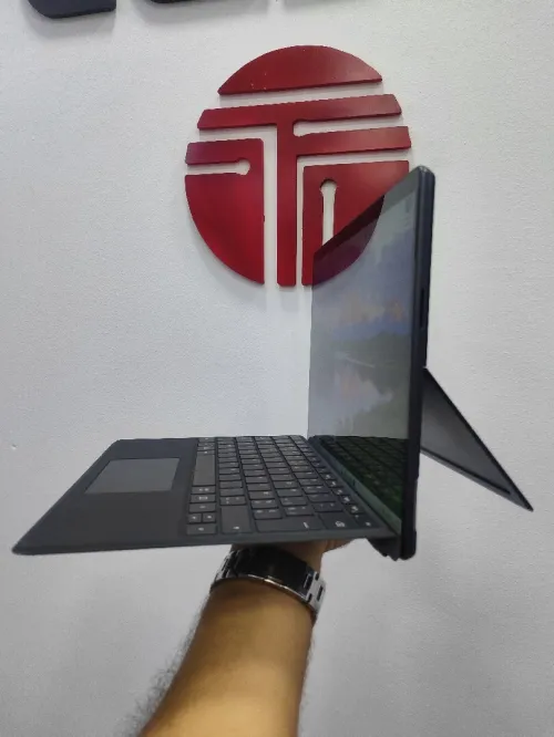 Surface pro 9 3k i5 12em 16gb nvme 256 intel iris xe 