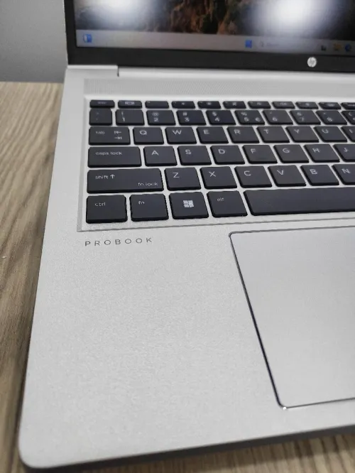 HP PROBOOK 450 G8 i7 11em 16gb 512ssd intel iris 